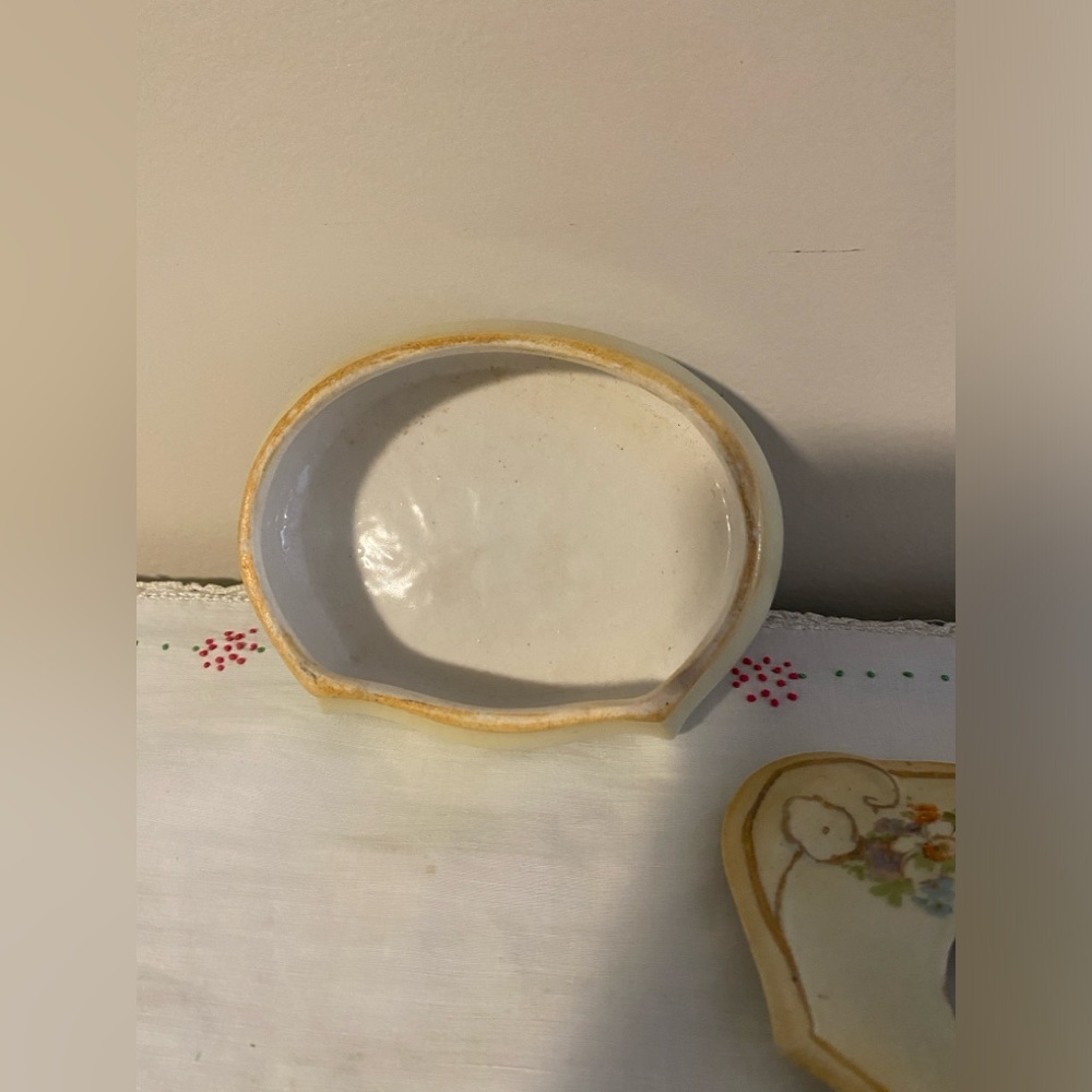 Antique Porcelain Hair receiver - Picture 8 of 14
